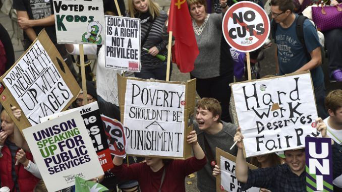 Thousands turn out for ‘Britain Needs a Pay Rise’ in London