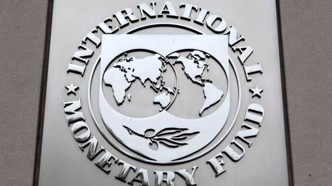 IMF suspends aid to Greece over political uncertainty