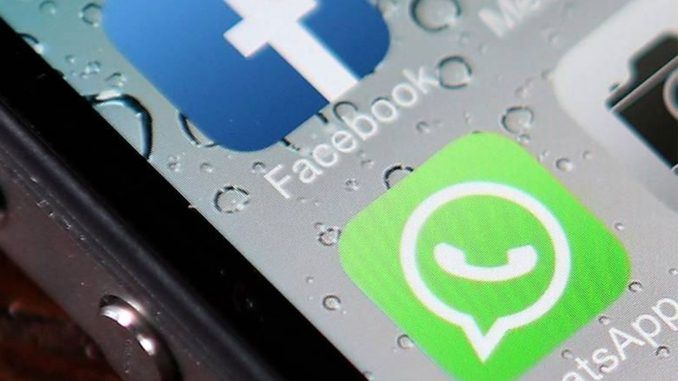 Cameron pledges to ban Snapchat and WhatsApp