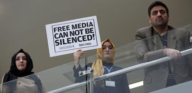 Erdogan shuts down independent media in Turkey as ISIS-Turkey link uncovered