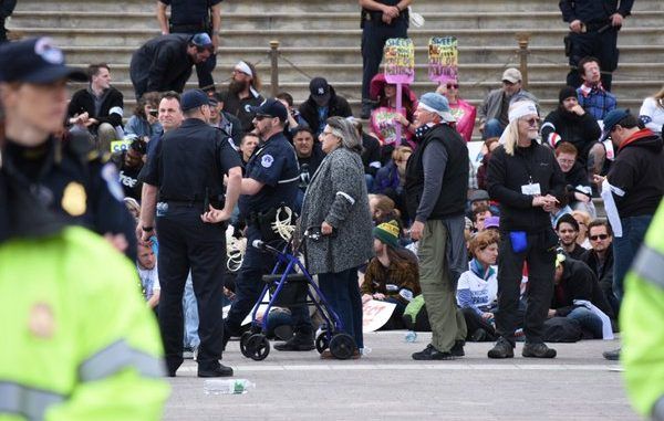 Hundreds Arrested At ‘Democracy Spring’ Sit-In At The US Capitol
