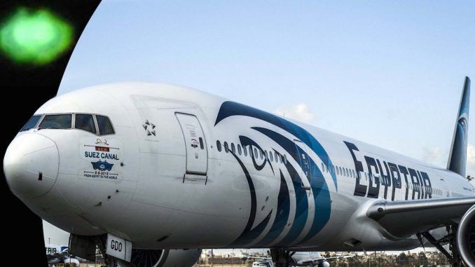 EgyptAir 804 pilot claims to have seen a UFO flying next to the aircraft an hour before the crash