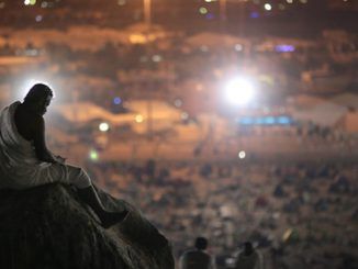 Iran bans pilgrims from taking part in Hajj in Saudi Arabia