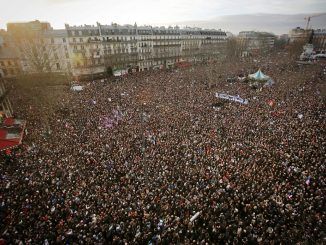French protestors are rising up in their millions against a ruling class in France determined to take away their rights.
