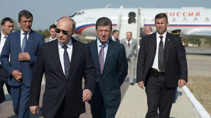 Putin arrives in Crimea ahead of imminent Ukraine attack