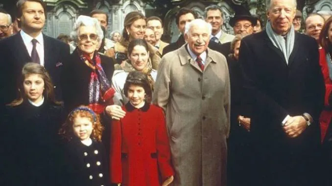 An increasingly number of people are waking up to the fact that 99% of the Earth's population is controlled by an elite 1% - but did you know that one family, the Rothschilds, rule everything, even that elite 1%?