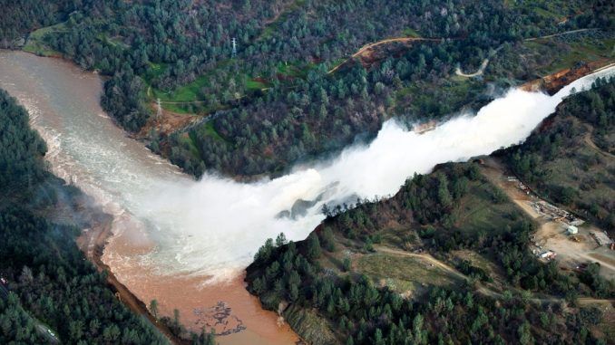 3 dams in California are on the verge of collapse