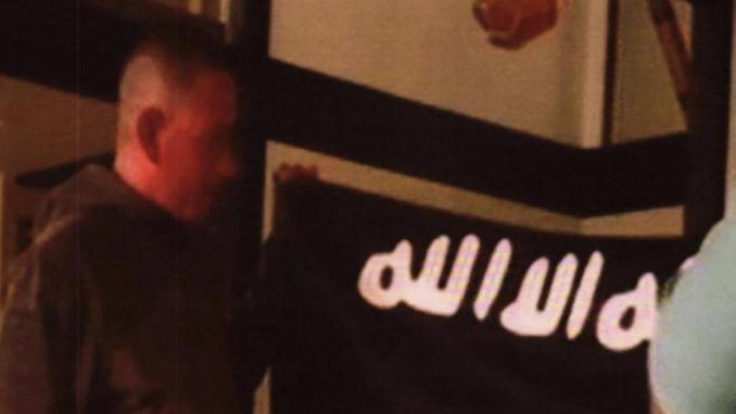 US soldier who believes in conspiracy theories was recruited by ISIS, according to mainstream media reports