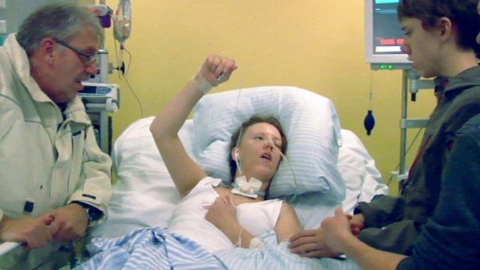 Girl wakes up from coma after doctors begin removing her organs for donation