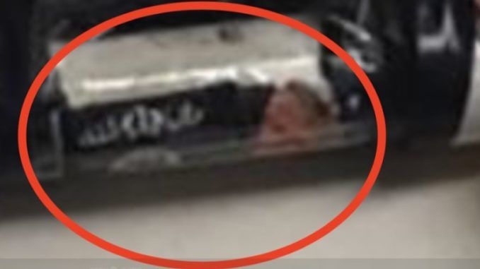 ISIS flag spotted on mail bomb sent to CNN