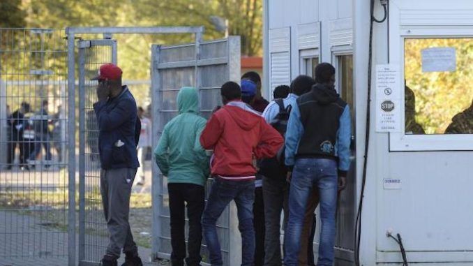 5 Afghanistan asylum seekers arrested for raping teenage girl in Germany
