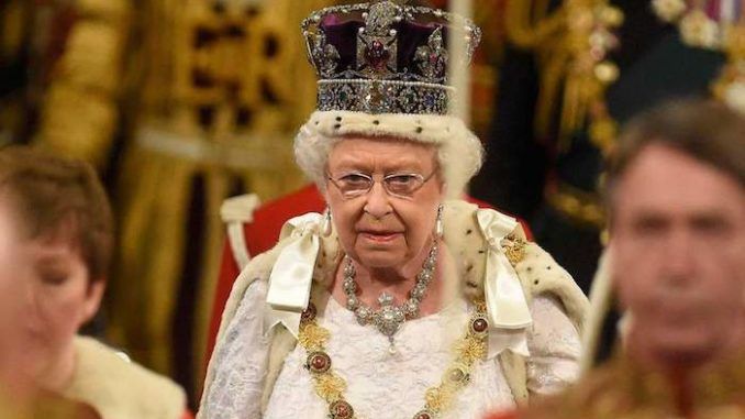 Queen Elizabeth II to block anti-Brexit betrayal by UK politicians