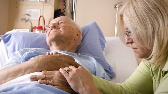 Dying hospice patients see deceased loved ones moments before death, doctor claims