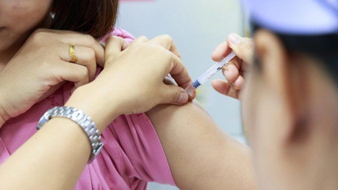 A new bill allowing dentists to administer vaccinations to patients has just passed the Oregon Legislature.
