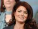 Debra Messing calls on Hollywood Trump supporters to be named and shamed publicly
