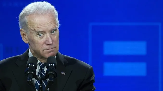 Democratische presidentskandidaat Joe Biden heeft beweerd dat "transgendersequality de burgerrechtenkwestie van onze tijd is", en gezworen dat er "geen ruimte voor compromis" zal zijn over de kwestie onder zijn presidentschap.