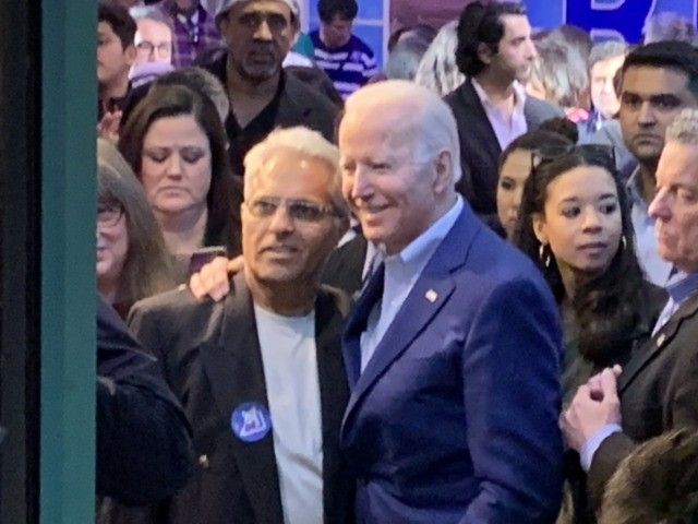 Democrat presidential candidate greeting supporters at his campaign event at the Harbor Palace Seafood Restaurant, Las Vegas, Nevada.