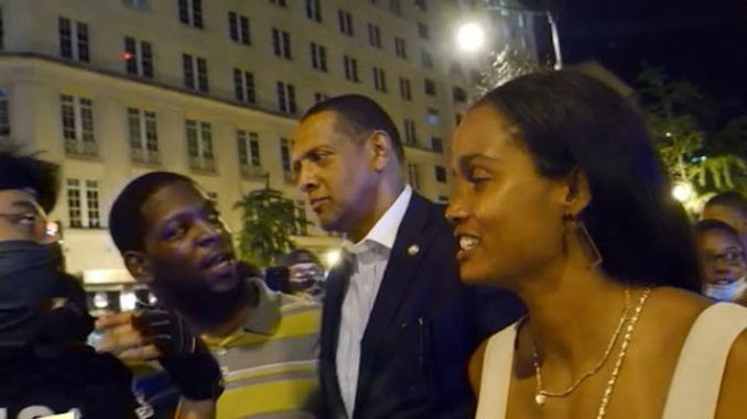 Vernon Jones viciously attacked by BLM thugs outside of the White House