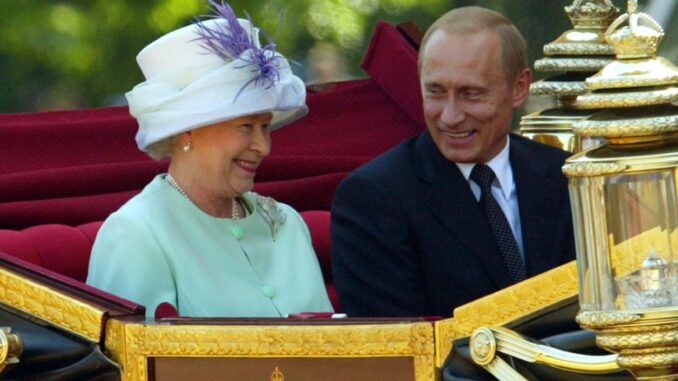 The Queen and Putin