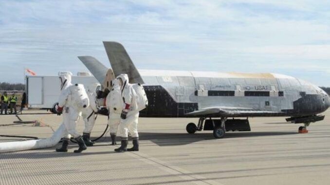 US Space Plane orbits Earth for 900 consecutive days