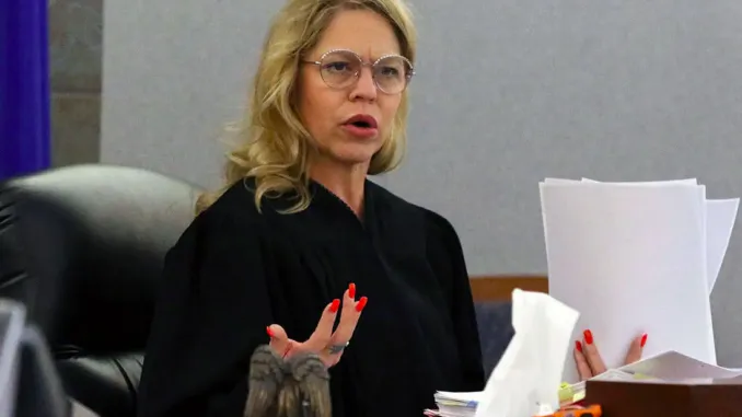 Δικαστίνα του Λας Βέγκας, που εργαζόταν για να αποκαλύψει μεγάλο κύκλωμα παιδεραστών, βρέθηκε…ΝΕΚΡΗ